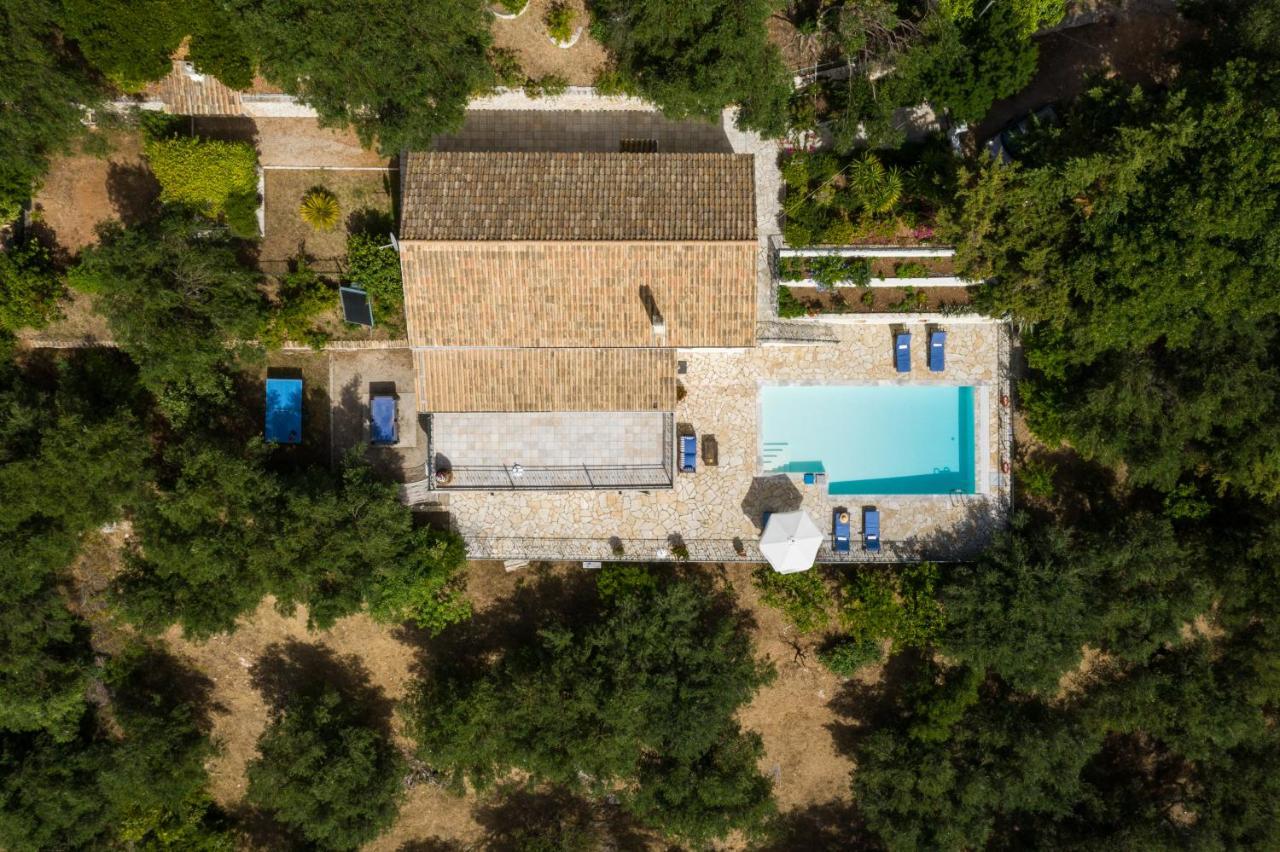 Villa Melissonia Agios Stefanos  Exteriör bild