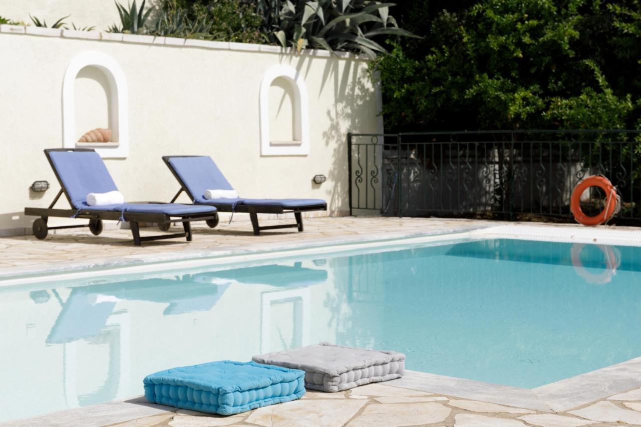 Villa Melissonia Agios Stefanos  Exteriör bild